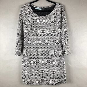 Maurices Black White Aztec Tab Sleeve Scoop Neck Exposed Zipper Sheath Dress
